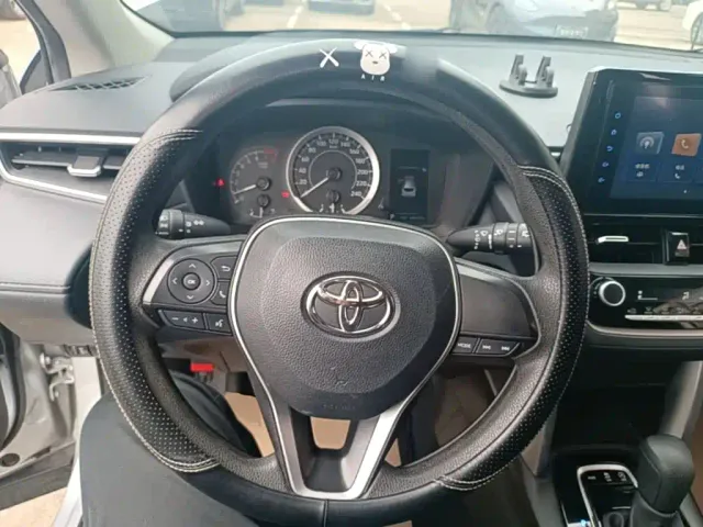 Toyota Frontlander — Фото автомобиля 10