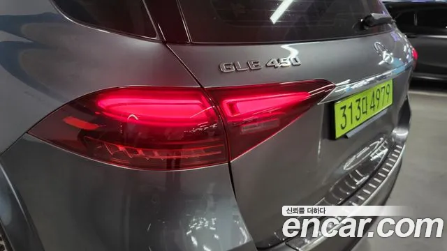 Mercedes-Benz GLE-Class — Фото автомобиля 16