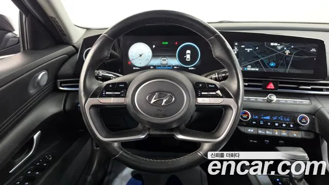 Hyundai Avante CN7 — Фото автомобиля 14