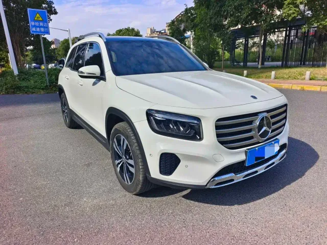 Mercedes-Benz GLB-Class — Фото автомобиля 2