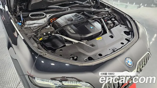 BMW 7 Series G70 — Фото автомобиля 9