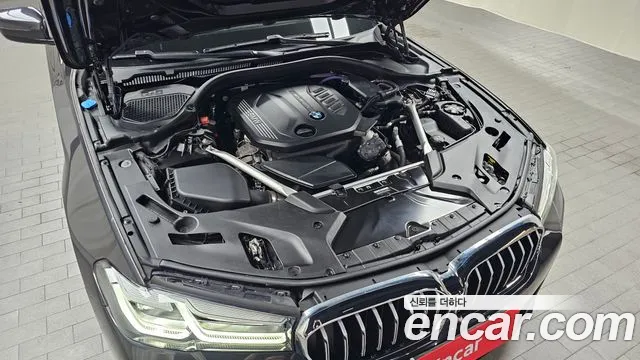 BMW 5-Series 5 серия (G30) 523d xDrive M Sport — Фото автомобиля 6