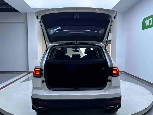 Volkswagen Tharu — Фото автомобиля 20