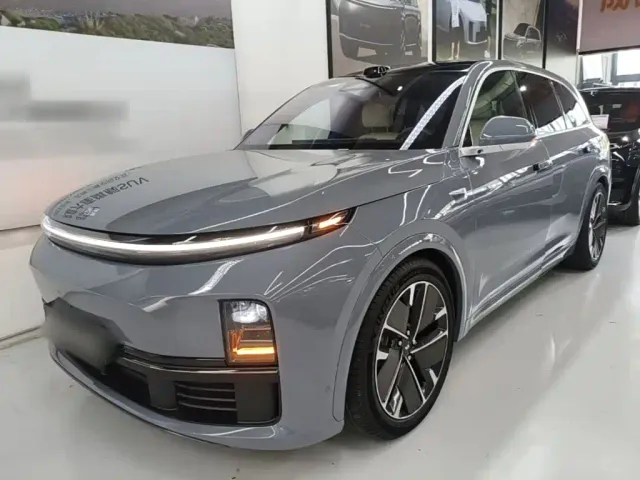Фотография автомобиля — Li Auto L7