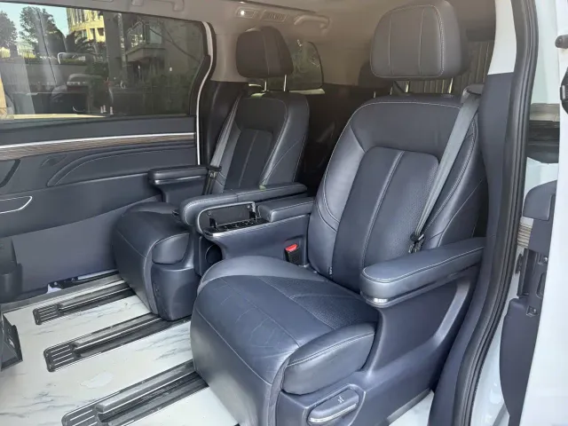 GAC Trumpchi M8 — Фото автомобиля 11
