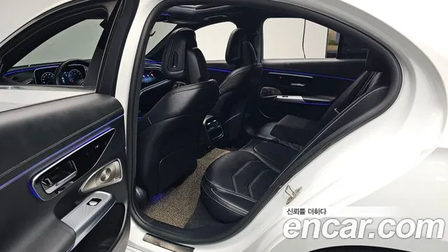 Mercedes-Benz E-Class W214 — Фото автомобиля 17