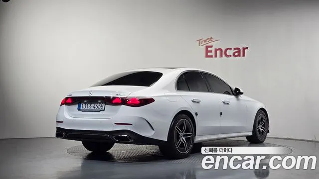 Mercedes-Benz E-Class E-класс W214 — Фото автомобиля 2