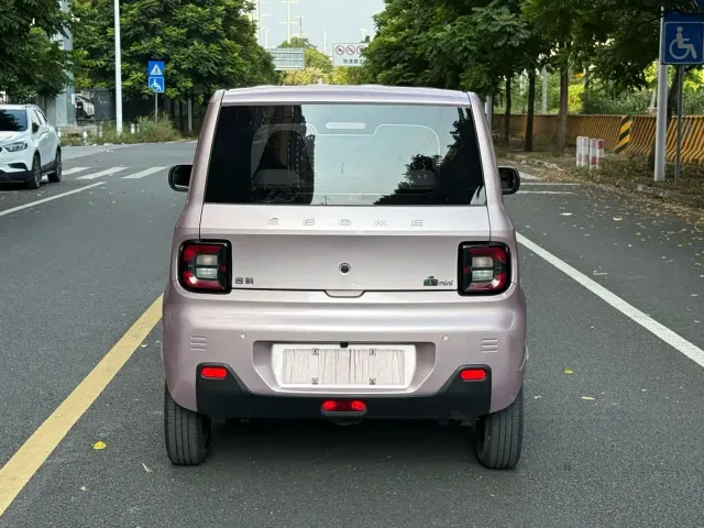 Geely Panda — Фото автомобиля 5
