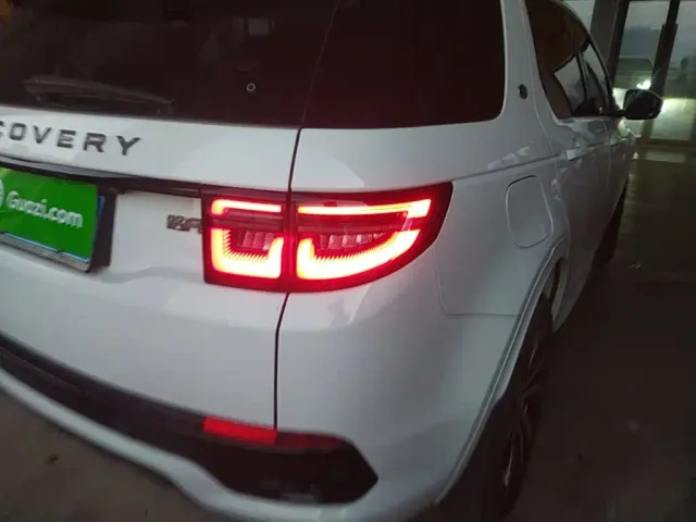 Land Rover Discovery Sport — Фото автомобиля 7