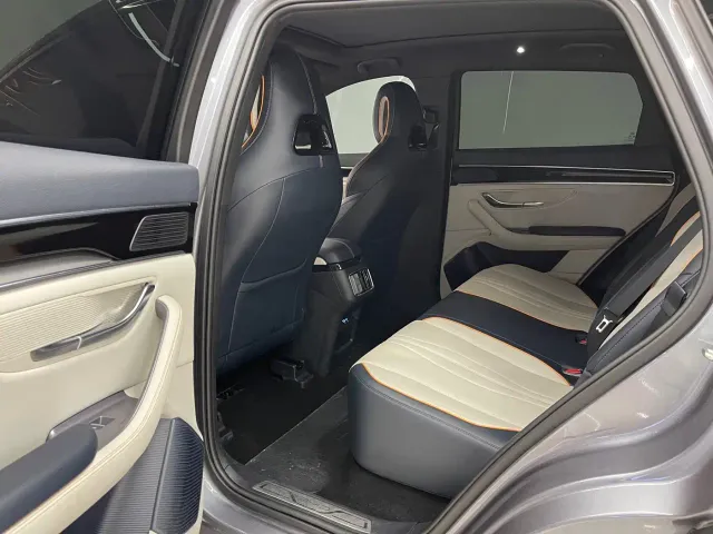 BYD Song PLUS — Фото автомобиля 12