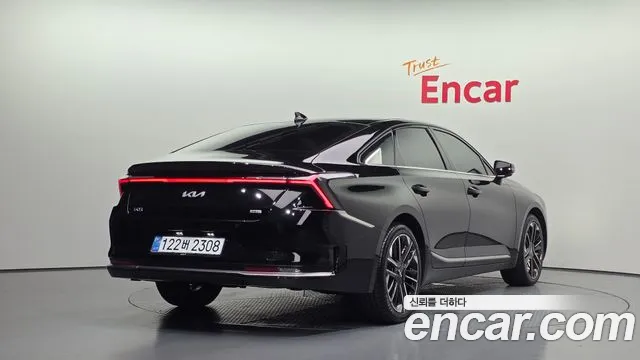 Kia K8 Signature — Фото автомобиля 2