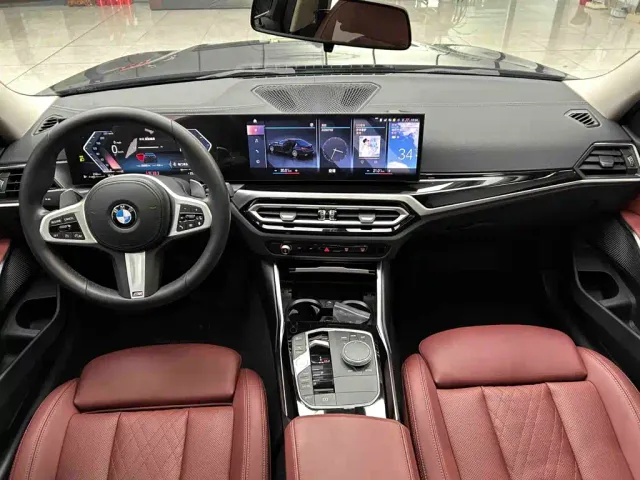 BMW 3 Series — Фото автомобиля 8