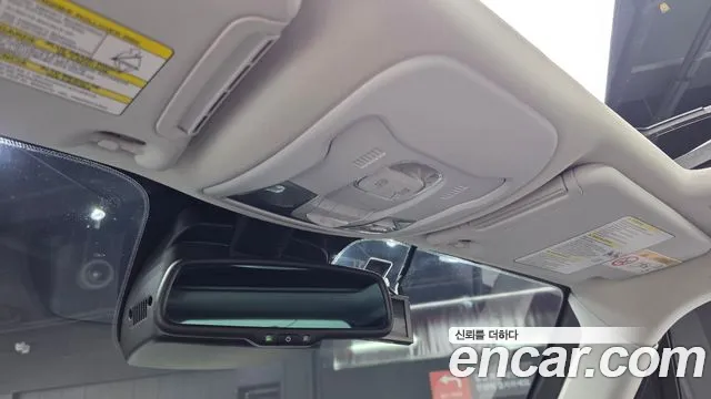 Jeep Renegade — Фото автомобиля 30