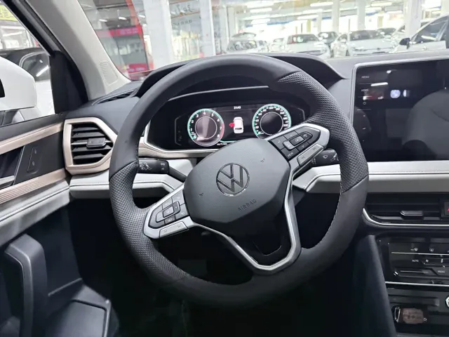 Volkswagen Tharu — Фото автомобиля 13