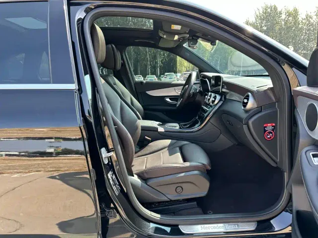 Mercedes-Benz Mercedes-Benz GLC 2021 GLC 260 L 4MATIC Sporty — Фото автомобиля 16