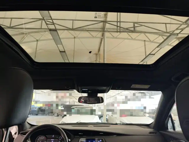 Cadillac XT4 — Фото автомобиля 17