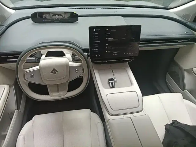 GAC Hyptec HT — Фото автомобиля 9