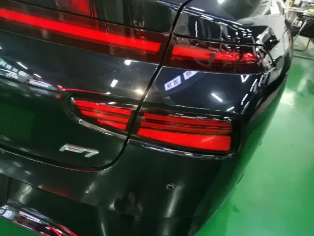 Xpeng P7 — Фото автомобиля 7