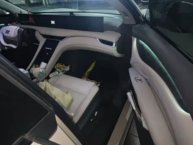IM Motors LS6 — Фото автомобиля 19