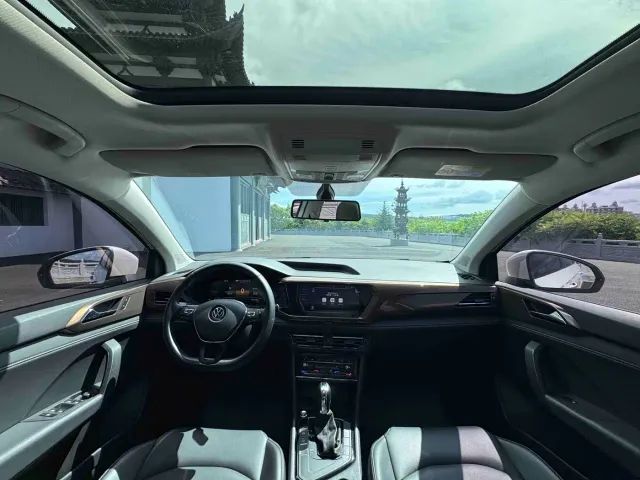 Volkswagen Tharu — Фото автомобиля 16
