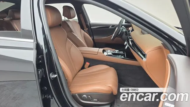 Genesis G80 RG3 — Фото автомобиля 11