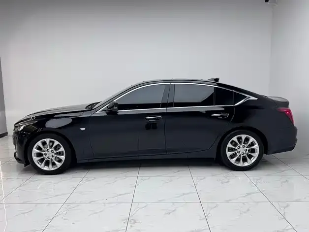 Cadillac CT5 — Фото автомобиля 15