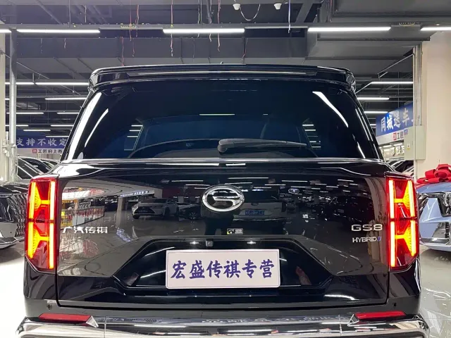 GAC Trumpchi GS8 — Фото автомобиля 7