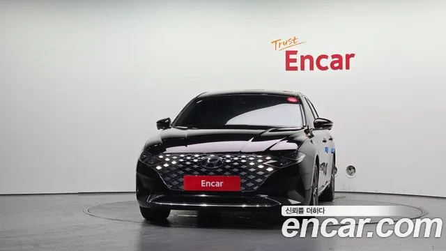 Hyundai Grandeur Новый Grandeur IG — Фото автомобиля 3
