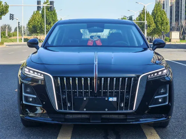 Hongqi H5 — Фото автомобиля 2