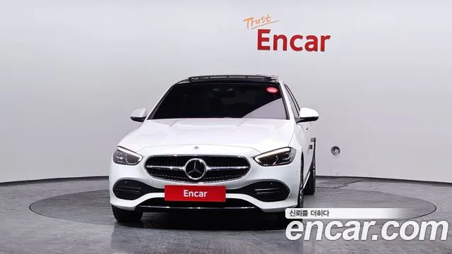 Mercedes-Benz C-Class — Фото автомобиля 3