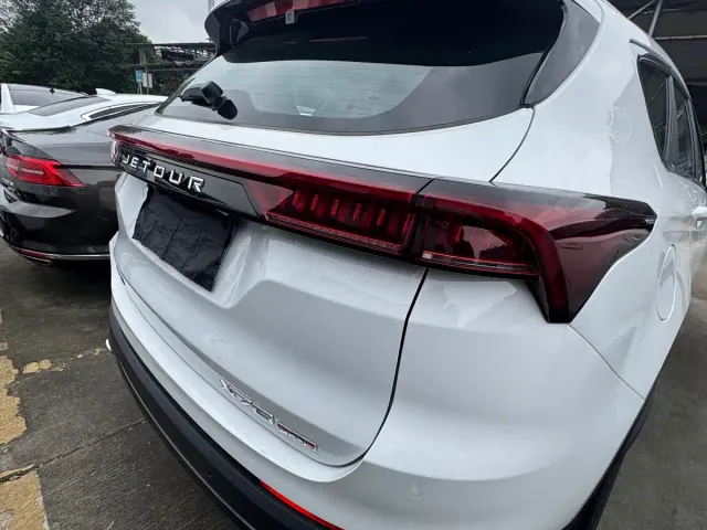 Jetour X70 Plus — Фото автомобиля 16
