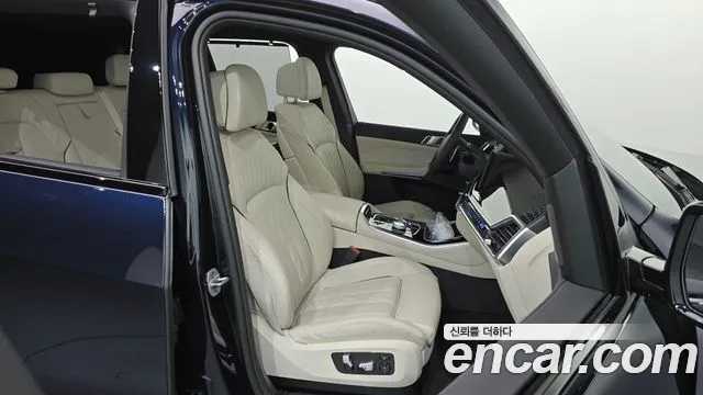 BMW X5 xDrive 40i M Sport — Фото автомобиля 26