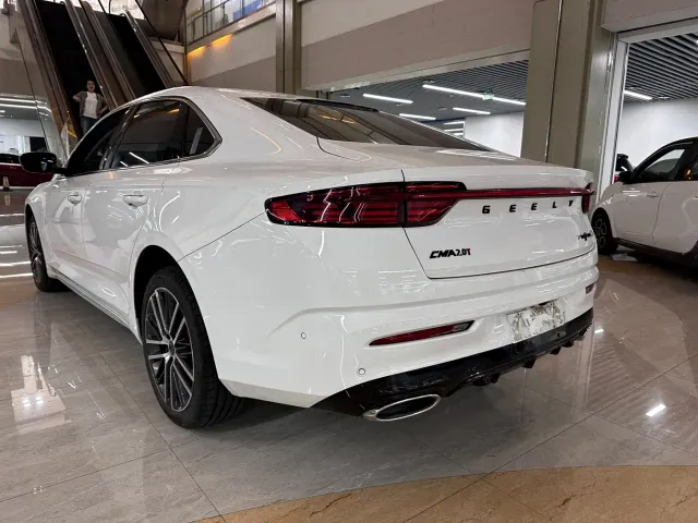 Geely Xingrui — Фото автомобиля 15