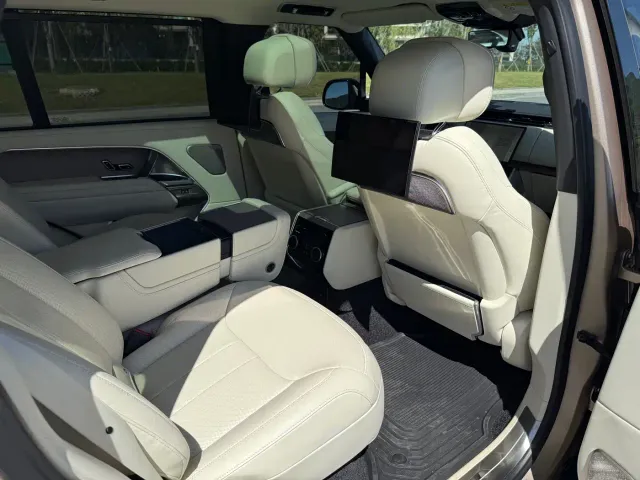 Land Rover Range Rover — Фото автомобиля 27