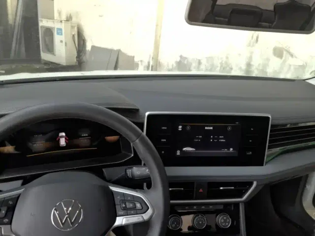 Volkswagen Sagitar — Фото автомобиля 5