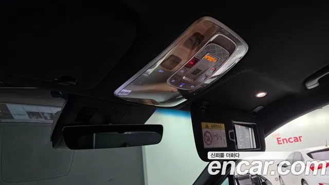Genesis GV70 2.5T Бензин 2WD — Фото автомобиля 18