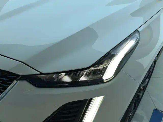 Cadillac CT5 — Фото автомобиля 5