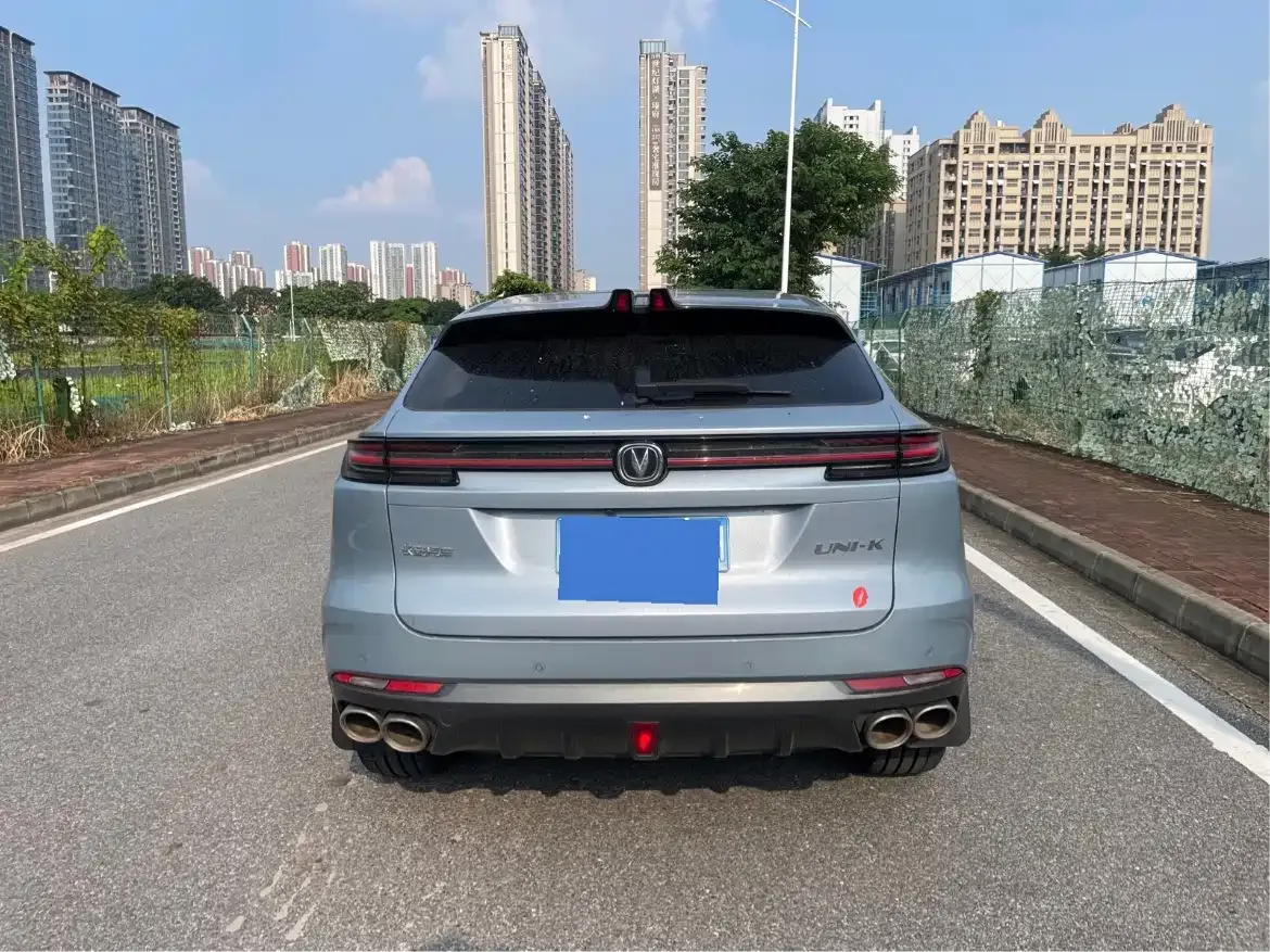 Changan Changan UNI-K 2021 2.0T Premium — Фото автомобиля 4