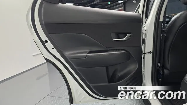 Hyundai Kona SX2 — Фото автомобиля 13
