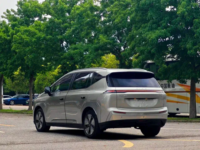GAC Aion Y — Фото автомобиля 9