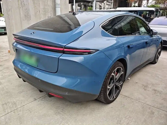 NIO NIO ET5 2022 100kWh — Фото автомобиля 4