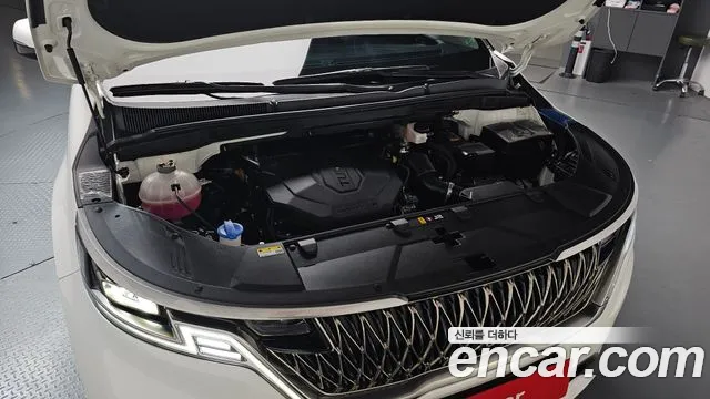 Kia Canival Carnival 4 поколение Дизель 7 мест Signature — Фото автомобиля 5
