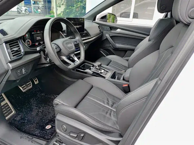 Audi Q5L — Фото автомобиля 7