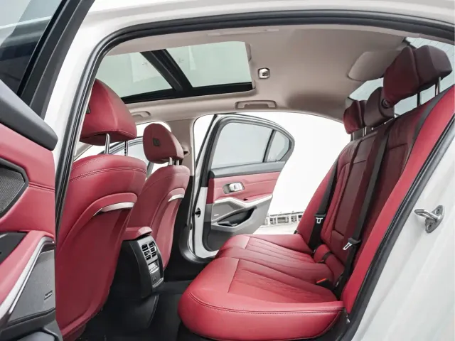 BMW 3 Series — Фото автомобиля 26