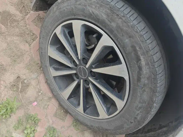 Forthing Fengxing M7 — Фото автомобиля 6