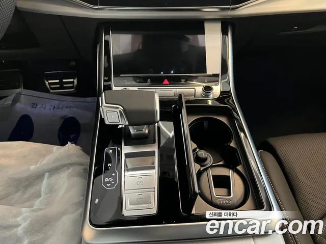 Audi Q8 50 TDI quattro Premium — Фото автомобиля 8