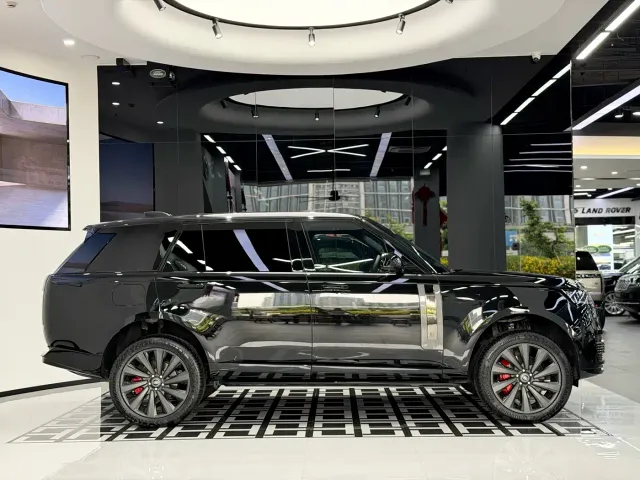 Land Rover Range Rover — Фото автомобиля 3