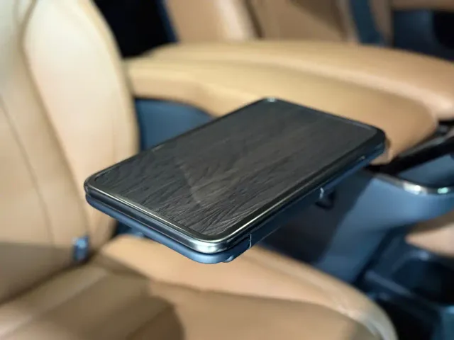 Toyota Alphard — Фото автомобиля 14