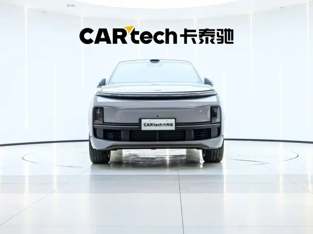 Li Auto L9 — Фото автомобиля 2