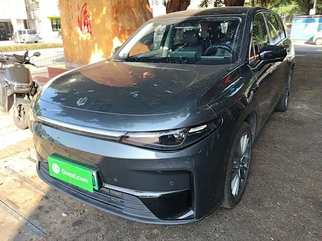 Фотография автомобиля — Leapmotor C10